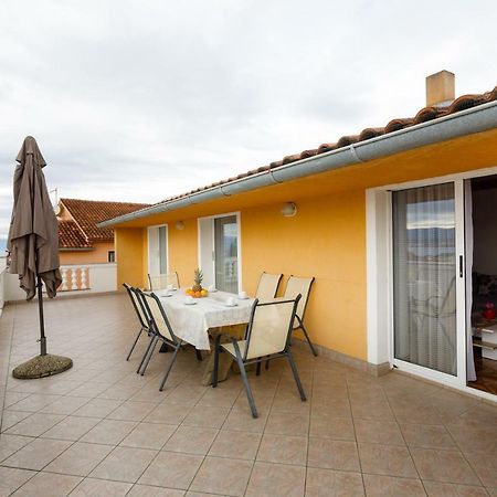 Apartment Aleksandra Malinska Zewnętrze zdjęcie