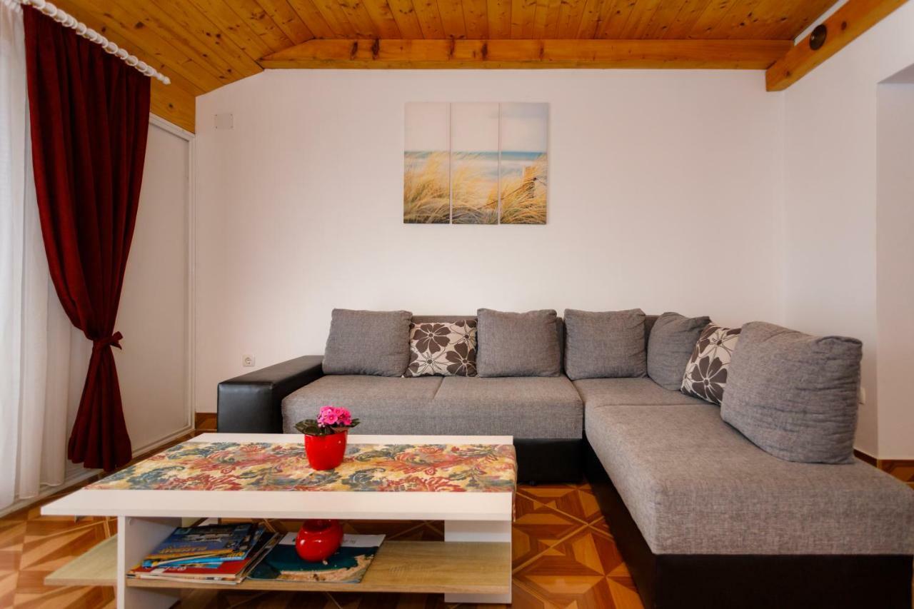 Apartment Aleksandra Malinska Zewnętrze zdjęcie
