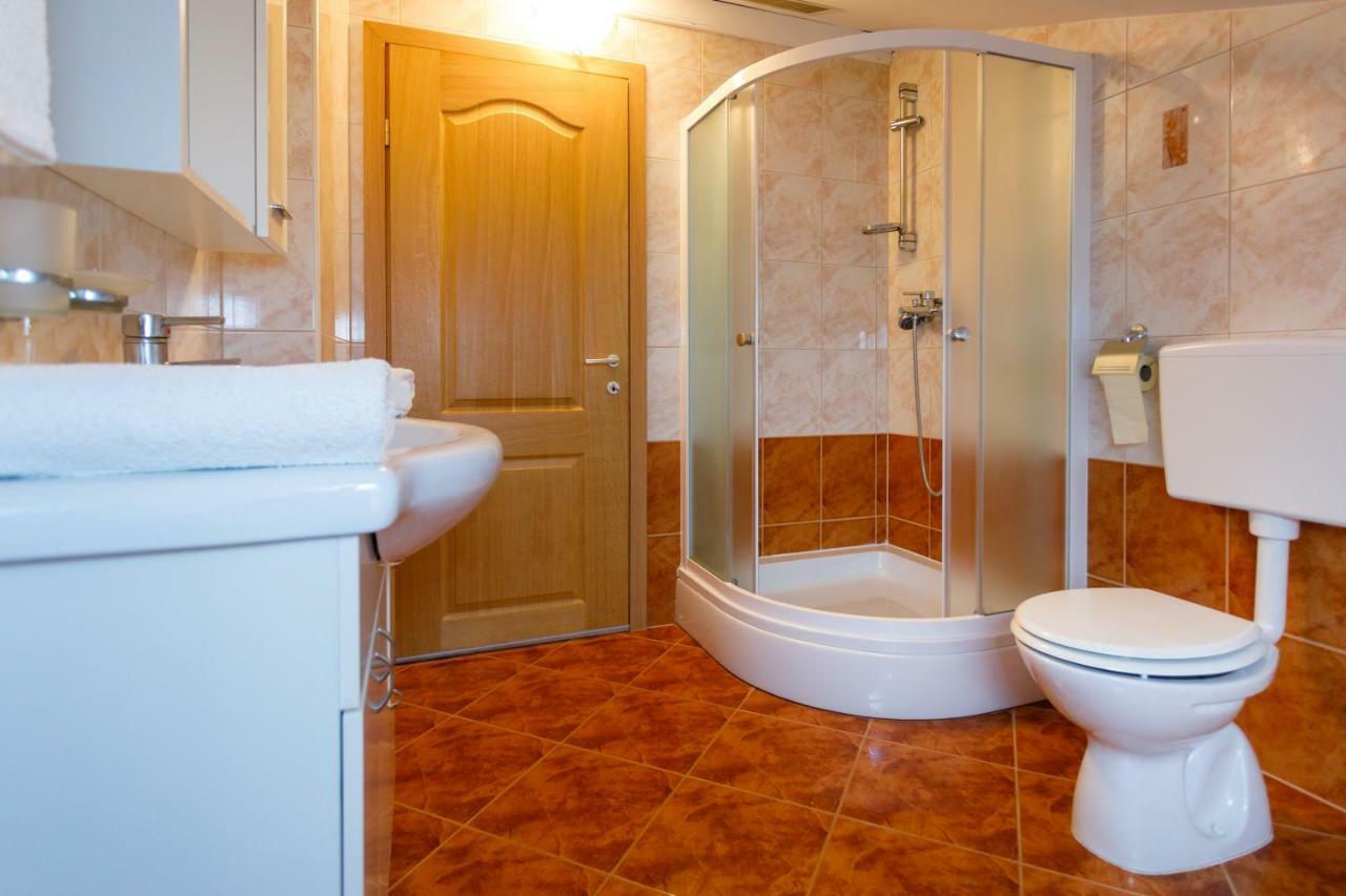 Apartment Aleksandra Malinska Zewnętrze zdjęcie